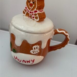 Gingerbread Winnie The Pooh Mug Honey with Topper